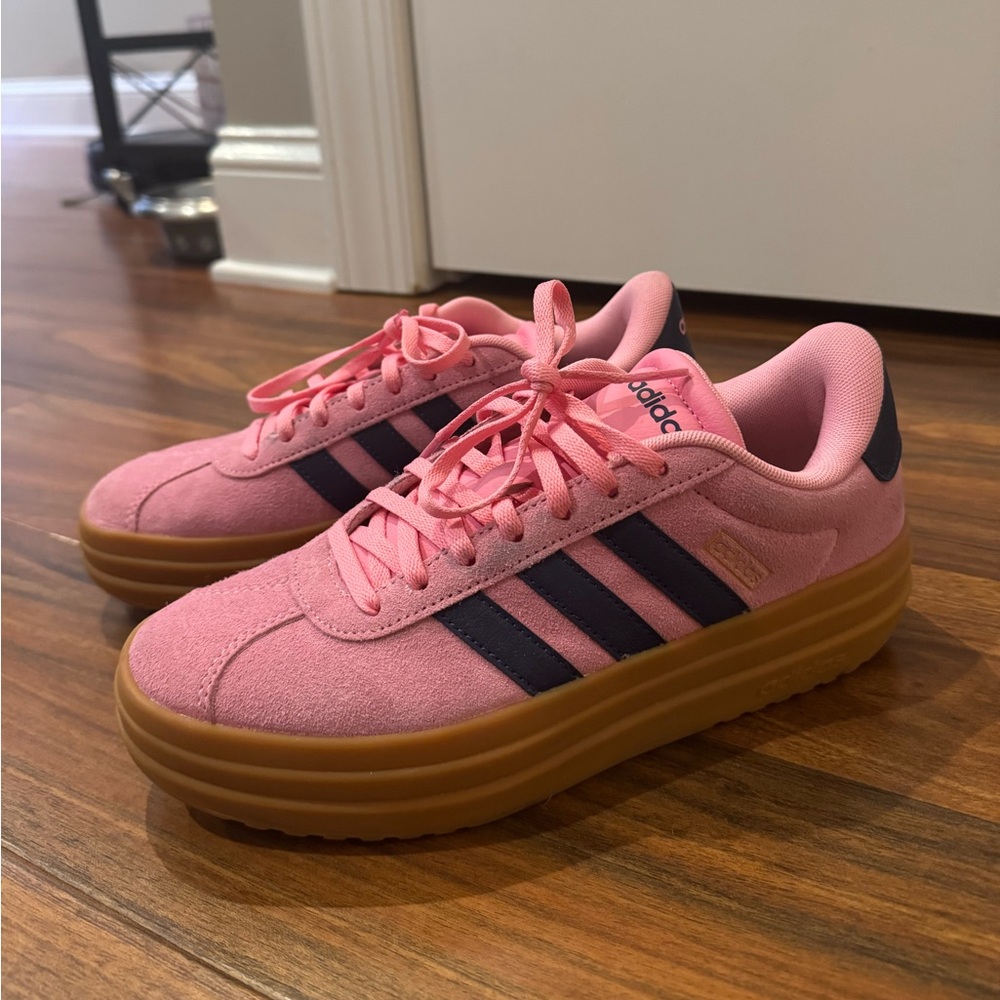 Adidas Women's Pink and Dark Blue Sneakers